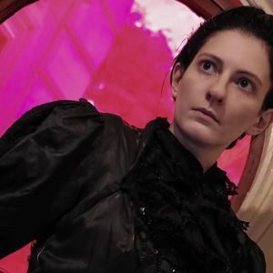 Meet your Posher, Cari